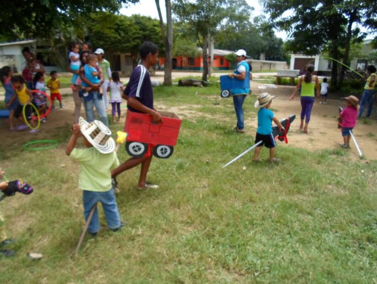 A los niños se les recordó que hay otras formas de diversión diferente a la televisión. CORTESÍA