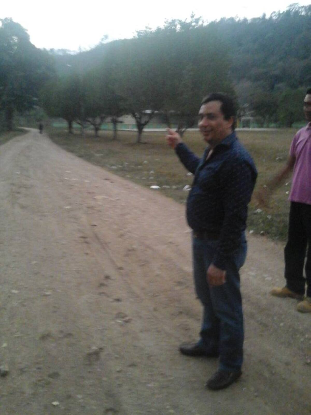 Alcalde de Canalete, Armando Lambertínez, camino a su finca.