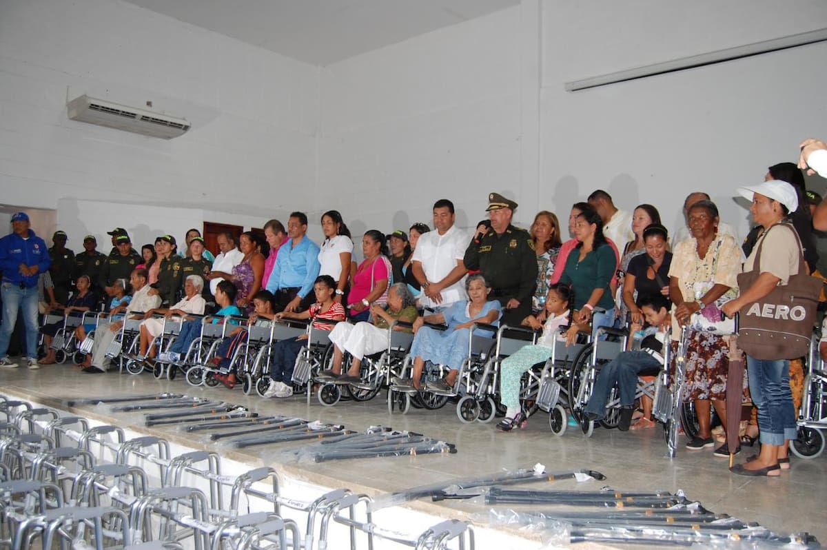 Entrega de ayudas a personas en condición de discapacidad en el Atlántico. CORTESÍA