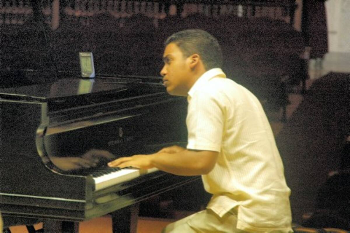 El joven Cristian del Real ha participado en múltiples Festivales de jazz y salsa en varias ciudades de EE.UU., entre ellos, en el Madison Square en Nueva York, al lado de Celia Cruz y Tito Fuentes.