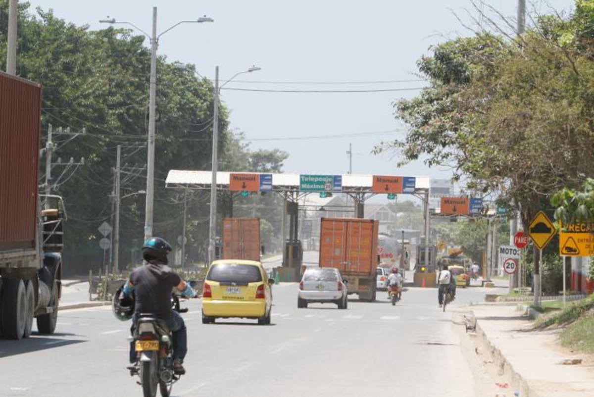 El martes entrará en vigencia el retiro del peaje India Catalina, en el Corredor de Acceso Rápido a la variante de Cartagena, en el sector conocido como “Vikingos”. JULIO CASTAÑO-EL UNIVERSAL