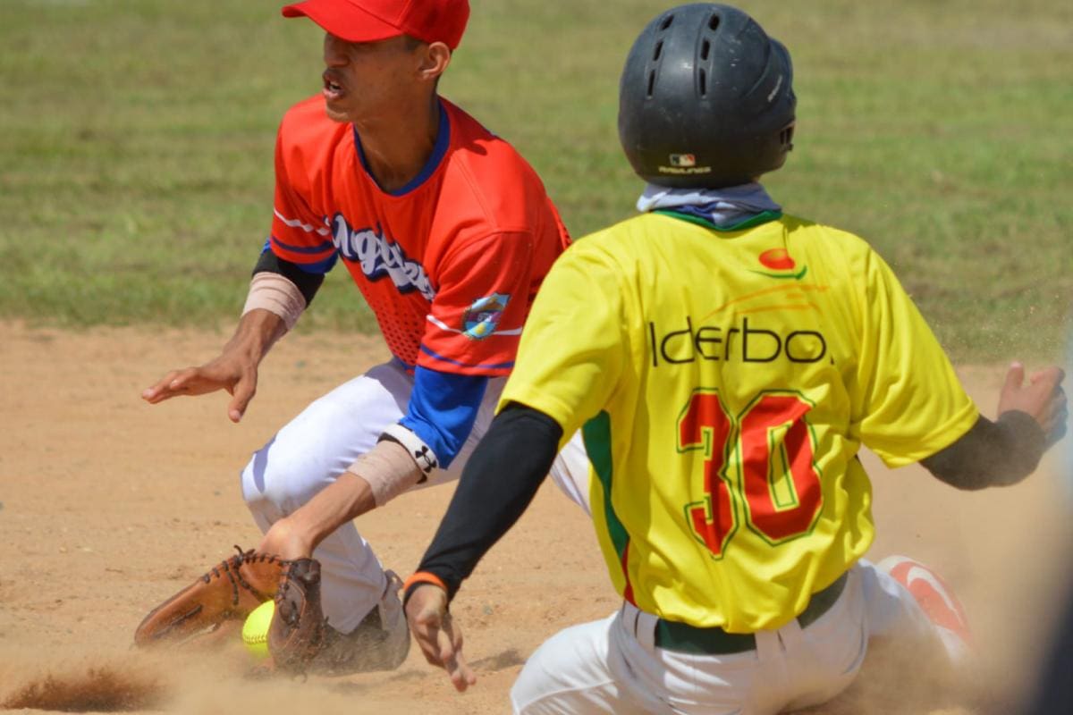 Bolívar derrotó a Magdalena y sigue invicto en el Nacional de Sóftbol Sub 23