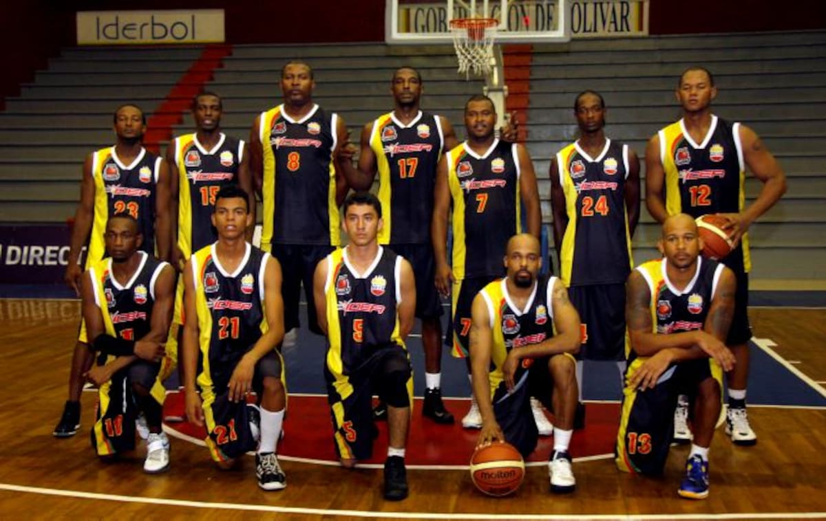 Caribbean Heat será el equipo representante de Cartagena en la Copa Directv de Baloncesto Profesional 2013-2014 Kailline Giraldo