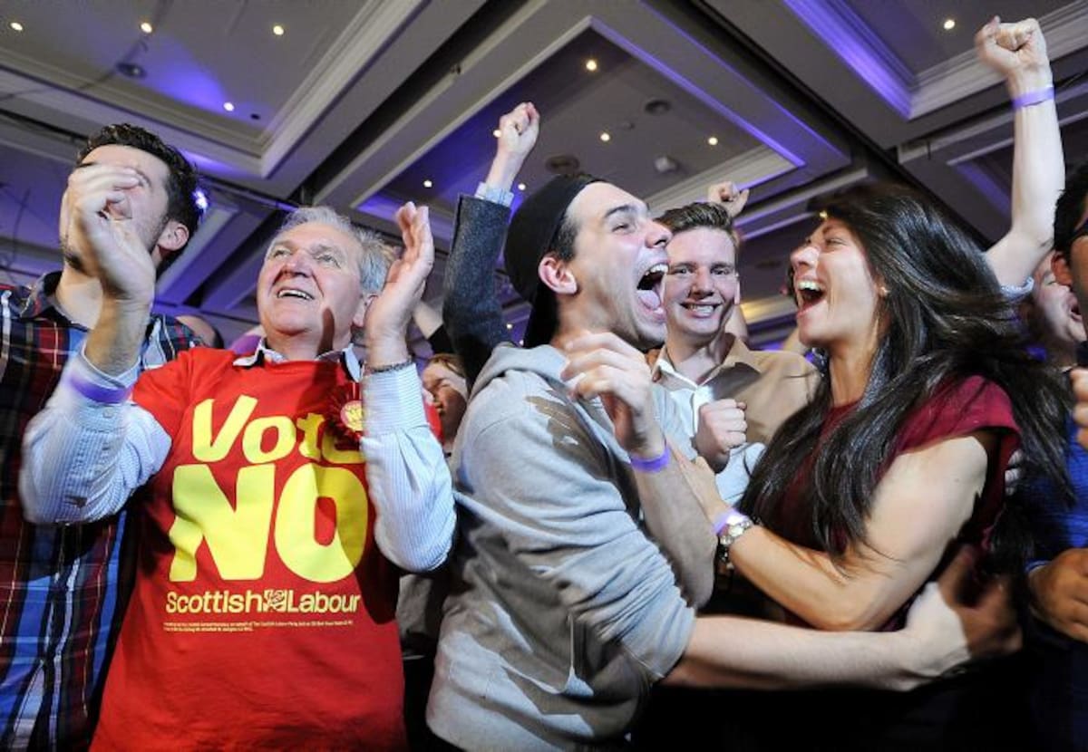 Los escrutinios realizados dan cuenta que ganaron los que no estaban de acuerdo con la independencia. AFP Andy Buchanan