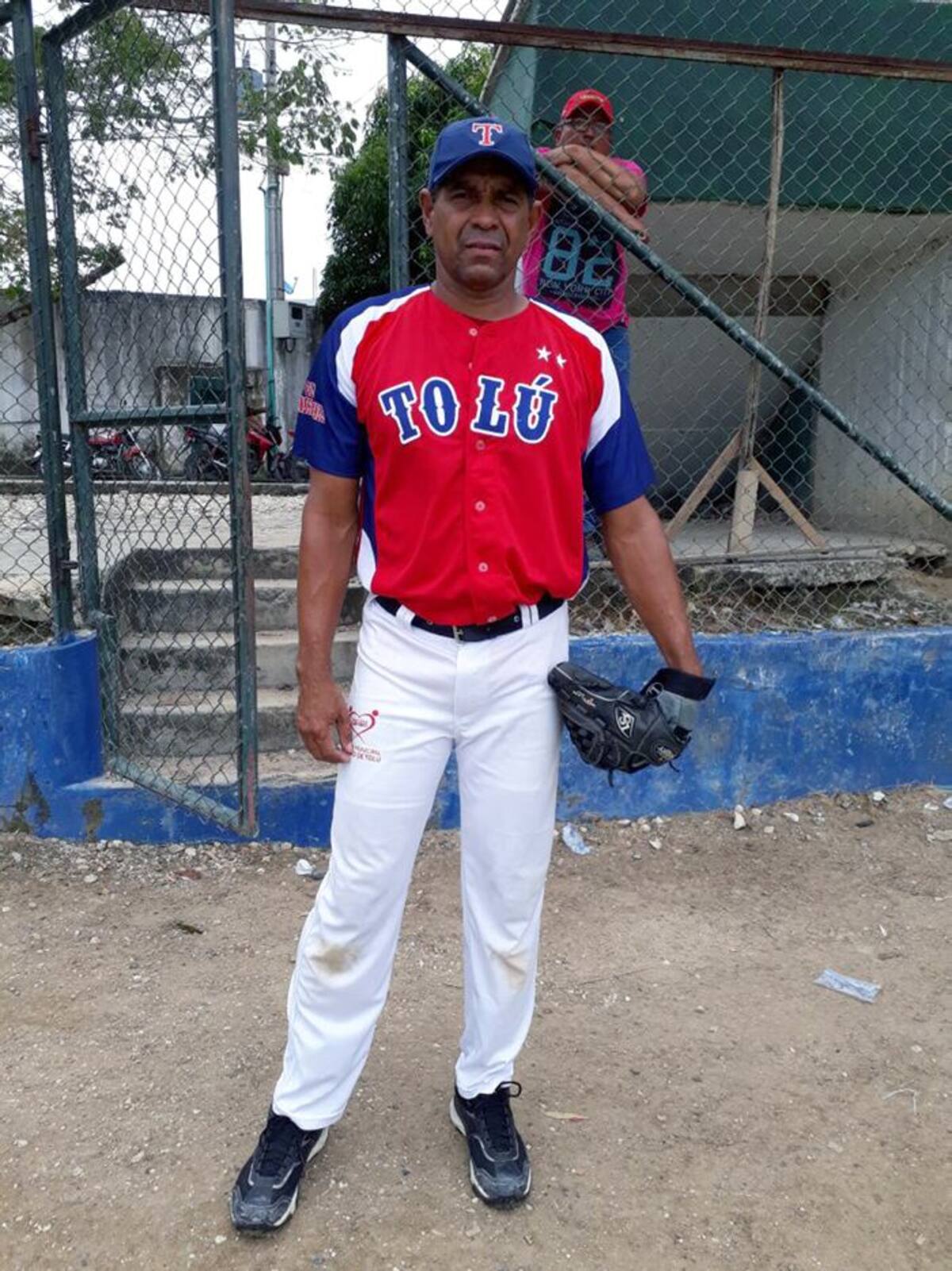 Roque Román, de Inseparables de Tolú, jugador más valioso de la liguilla Plus 50.