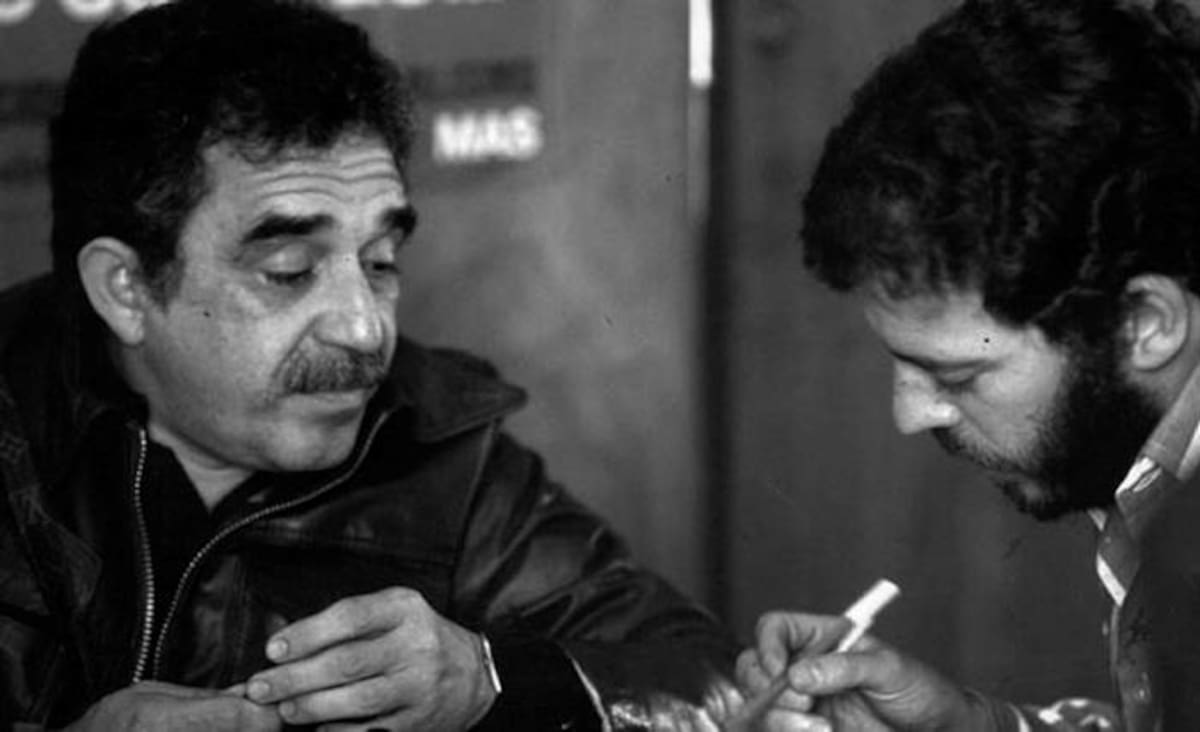 Gabo con Enrique Santos Calderón. CORTESÍA DE HAROL ALVARADO TENORIO.