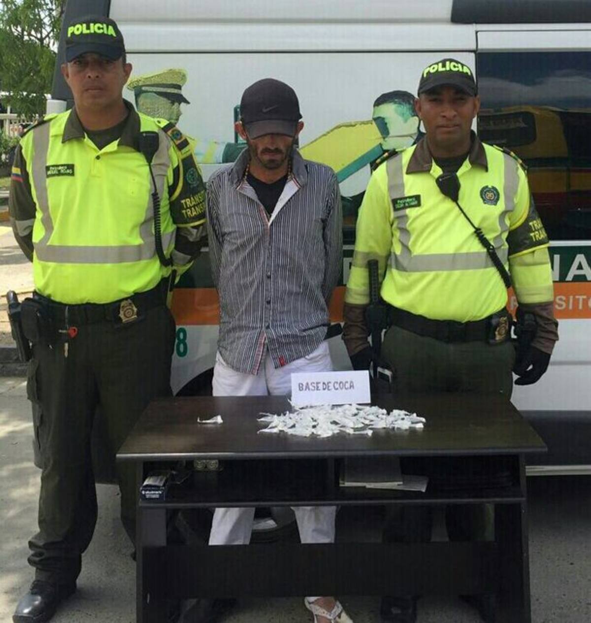 CORTESÍA