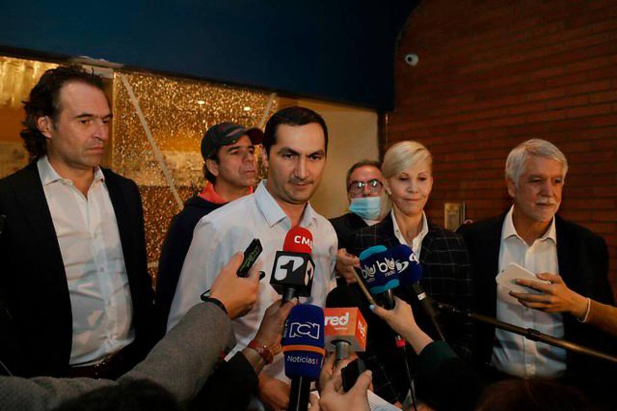 La Coalición de la Experiencia aún no le abre la puerta al uribismo