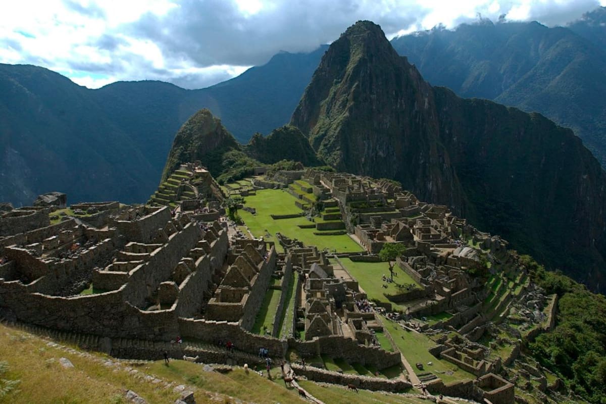 Machu Picchu: cerrado indefinidamente por protestas contra Gobierno de Perú