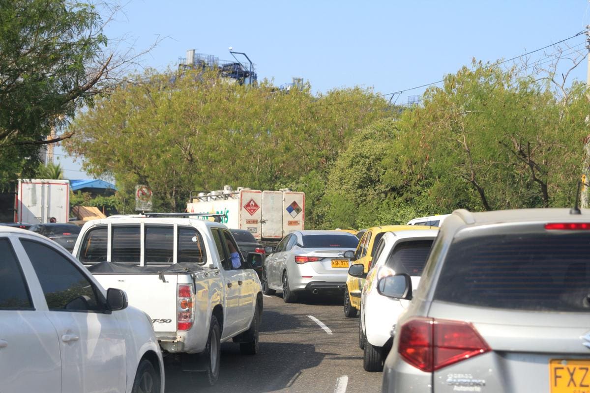 Con el regreso a clases aumentan los trancones en Cartagena
