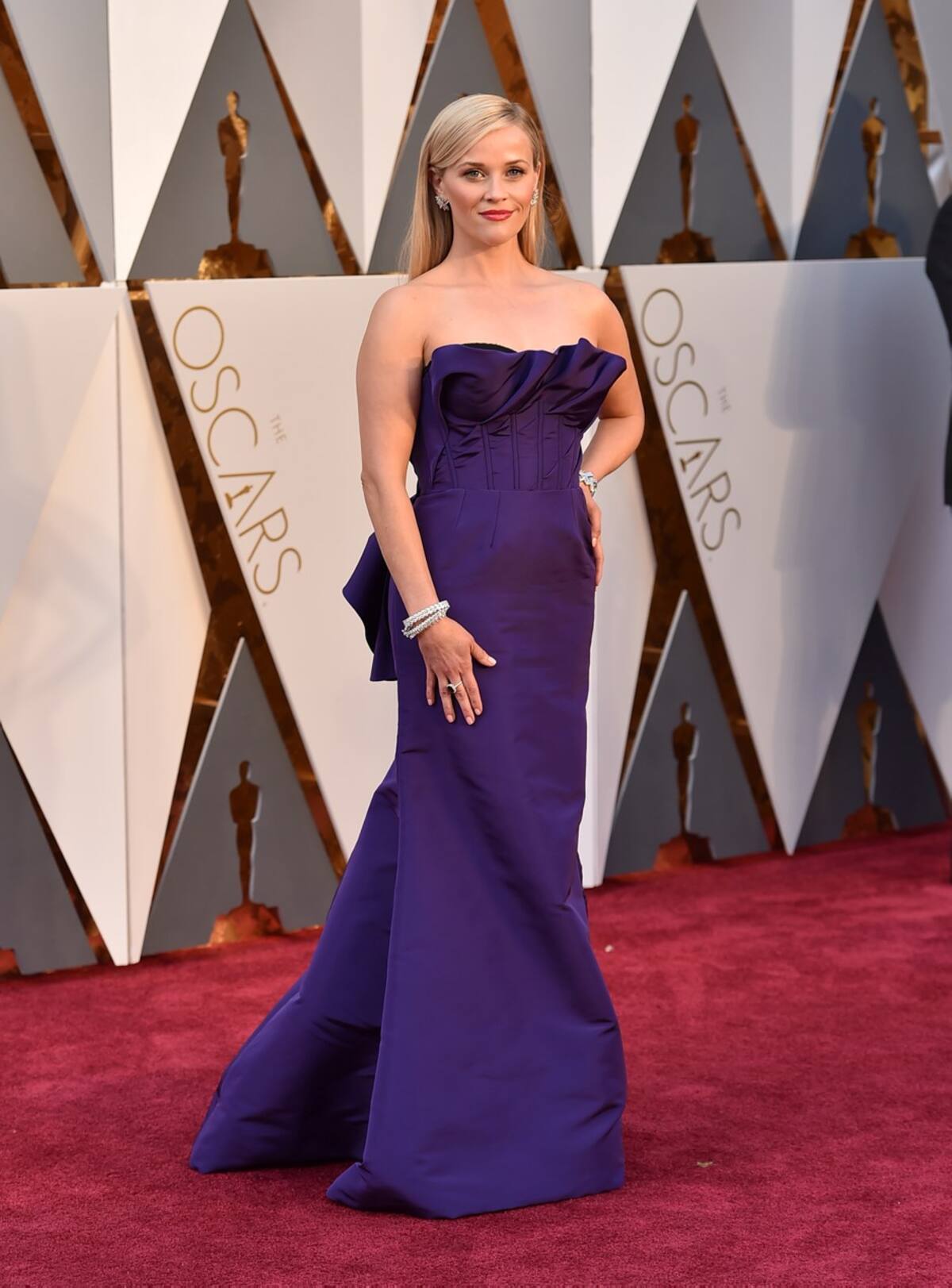 Reese Witherspoon.