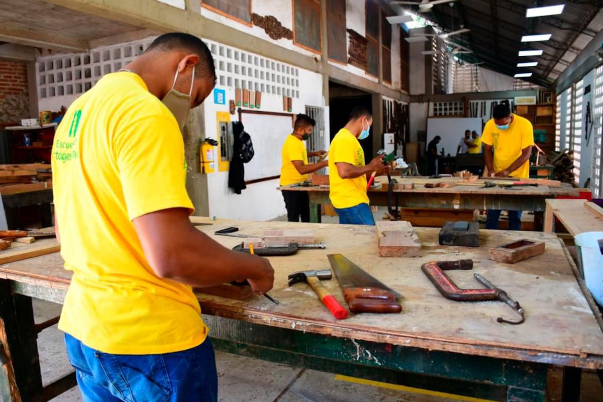 Escuela Taller Cartagena de Indias recibe a sus nuevos aprendices