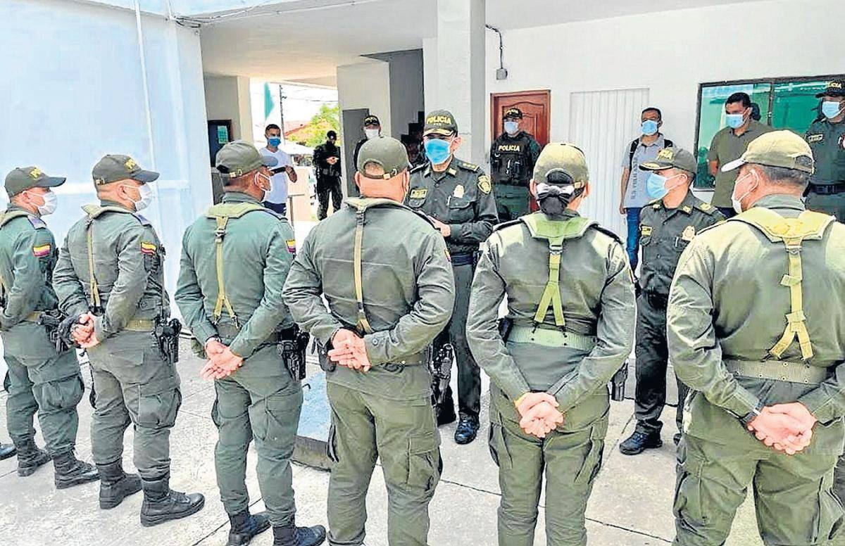 El mayor general Carlos Rodríguez Cortés, director de Seguridad Ciudadana de la Policía, se desplazó a Guaranda (Sucre).