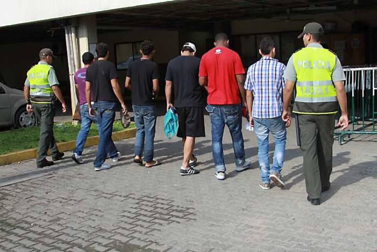 Los detenidos fueron puestos a disposición de la Fiscalía General de la Nación. cortesia policía