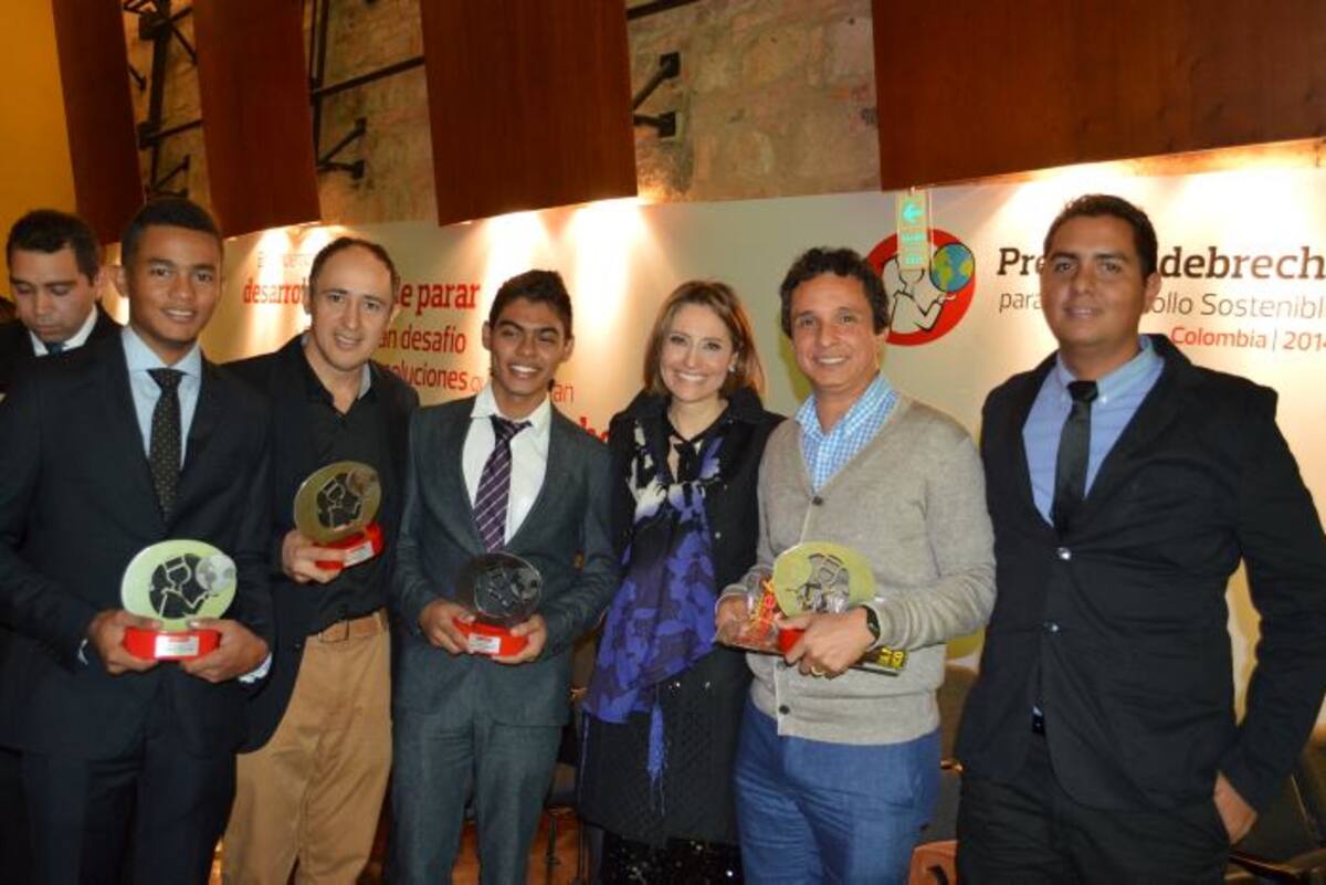 José Manuel Tabares, Rafael Pertuz, Jharol Damián Salgado, María Lucía Fernández, Emilio Flérez y José David Hernández.