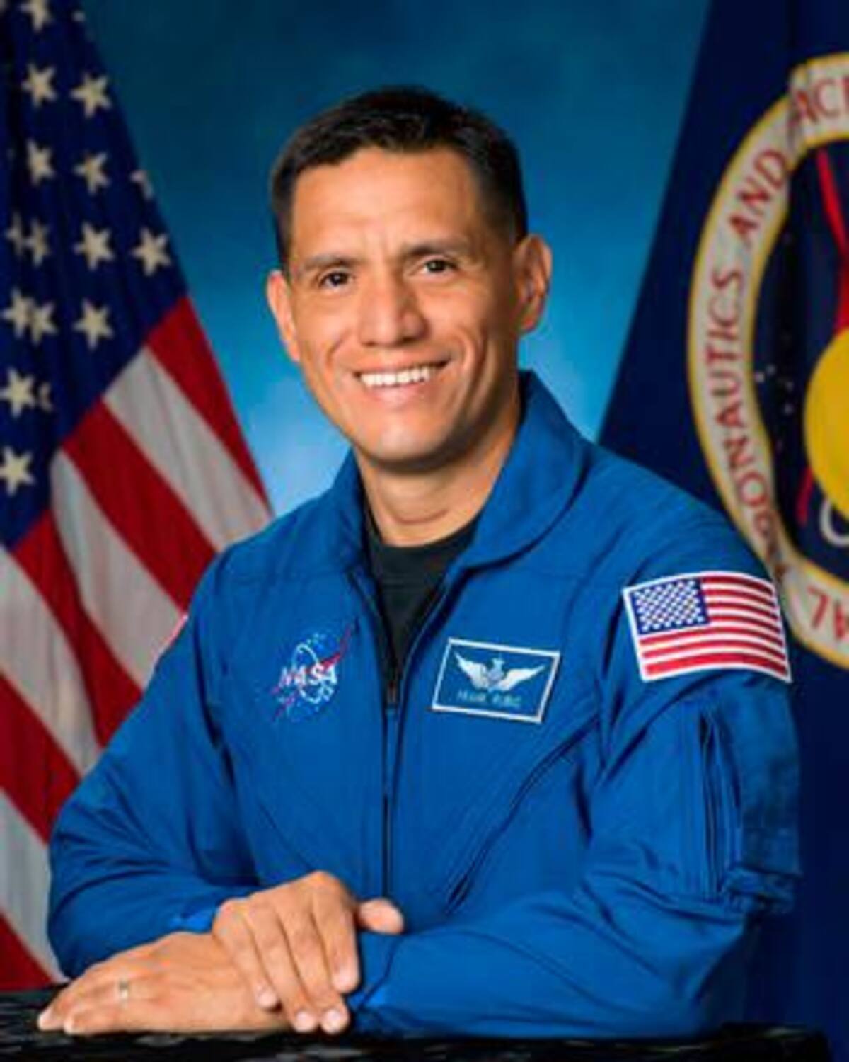 Frank Rubio, astronauta de la NASA, es médico y un alto mando militar del Ejército de los Estados Unidos. // NASA