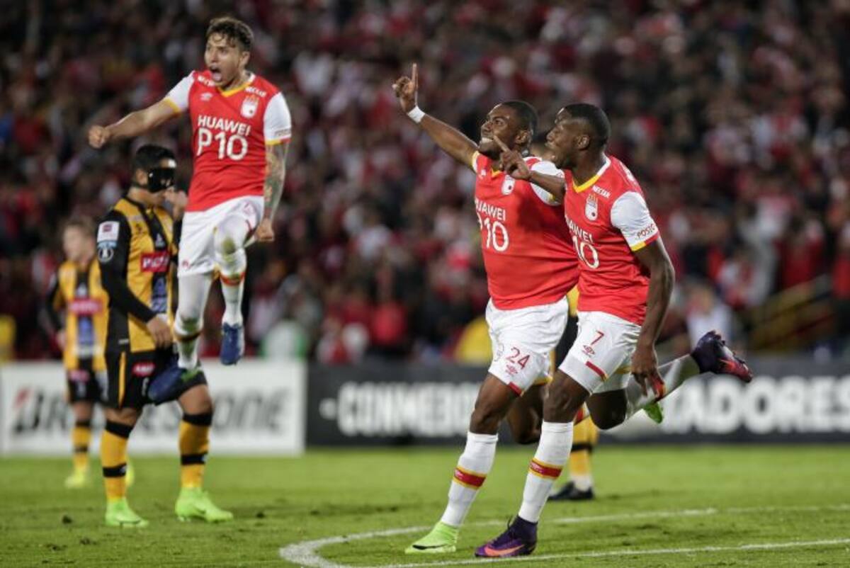Santa Fe igualó 1-1 al The Strongest de Bolivia. Colprensa.