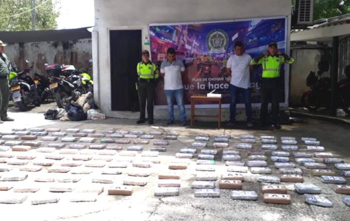 La droga distribuida en “panelas” estaba camuflada en sacos de cocos. cortesía