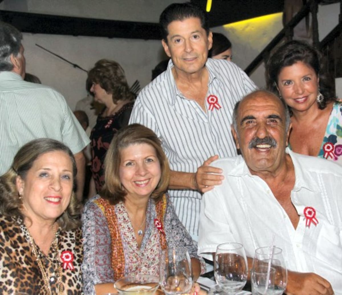 Cecilia de Bustamante, Rosina Restrepo, Antonio Lozano, Salvo Basile y Jacqueline Lemaitre de Basile.