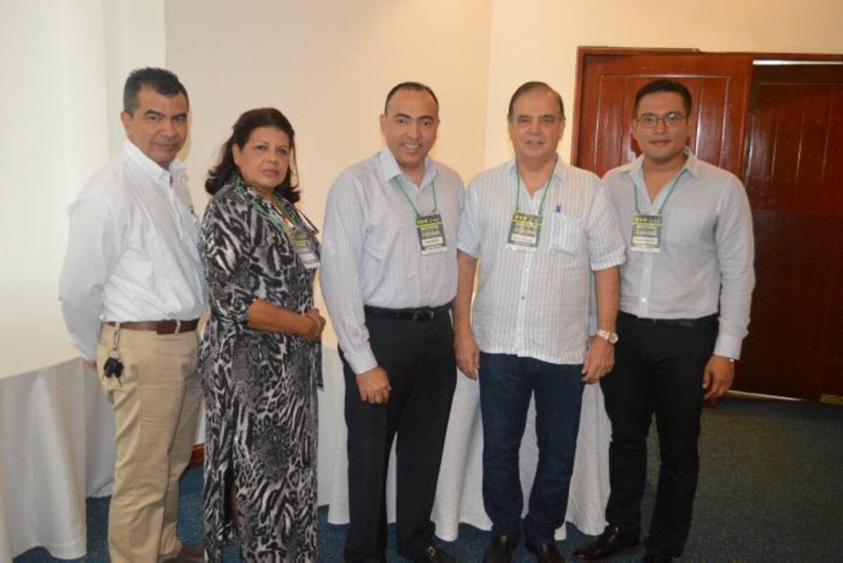 Eduardo Flórez, Ana Pombo, Jorge Del Río, Mario Ramos y Carlos Lugo. CORTESÍA