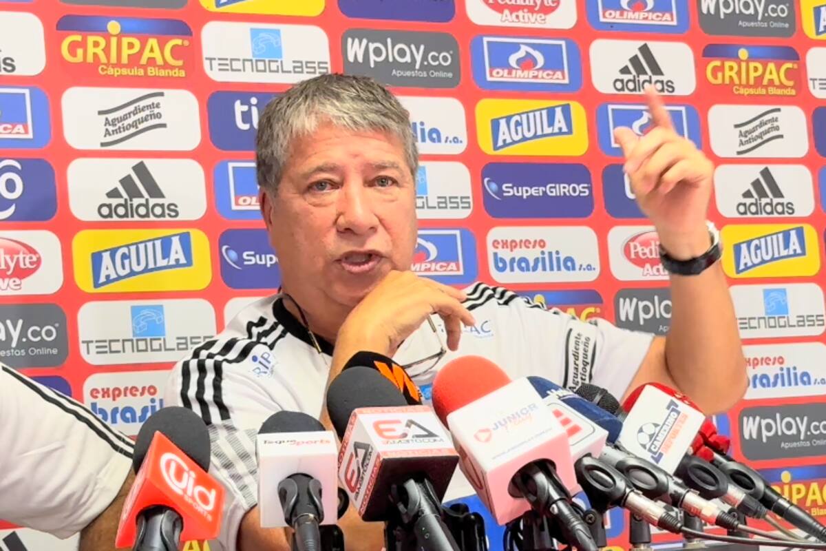 “Si Sebastián Viera fuera titular terminaría contrato”: Bolillo Gómez