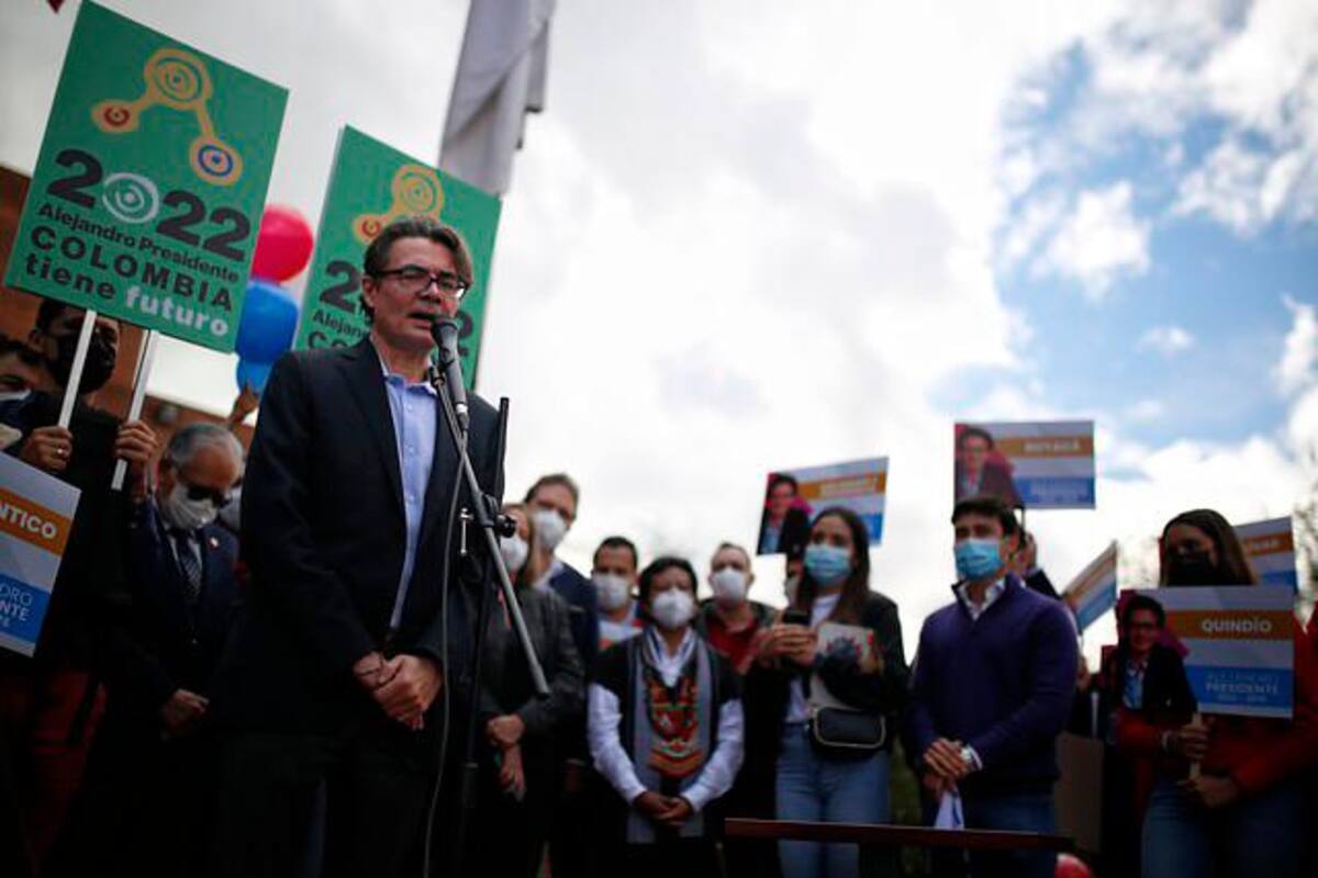 Ya son 300 mil las firmas recogidas por el candidato Alejandro Gaviria