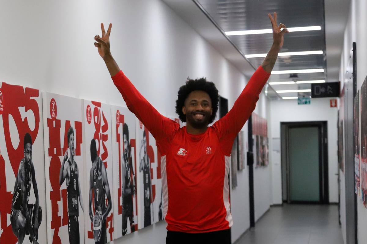 Braian Angola, el basquetbolista colombiano en plena crisis de Israel, habló