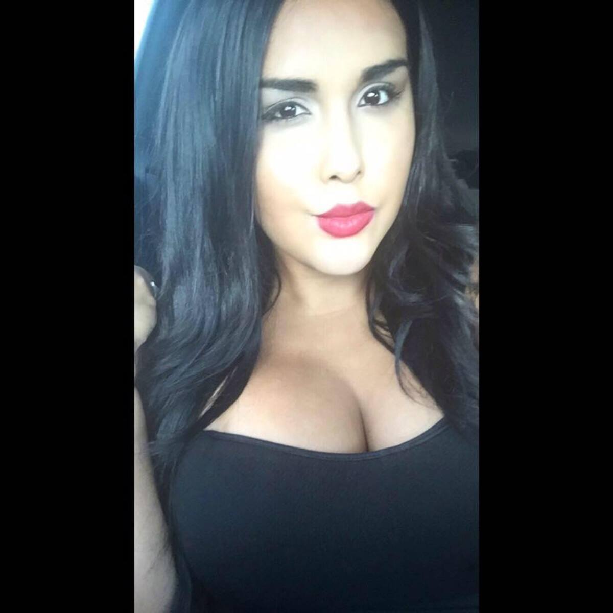 Alexandria Vera TOMADA DE FACEBOOK