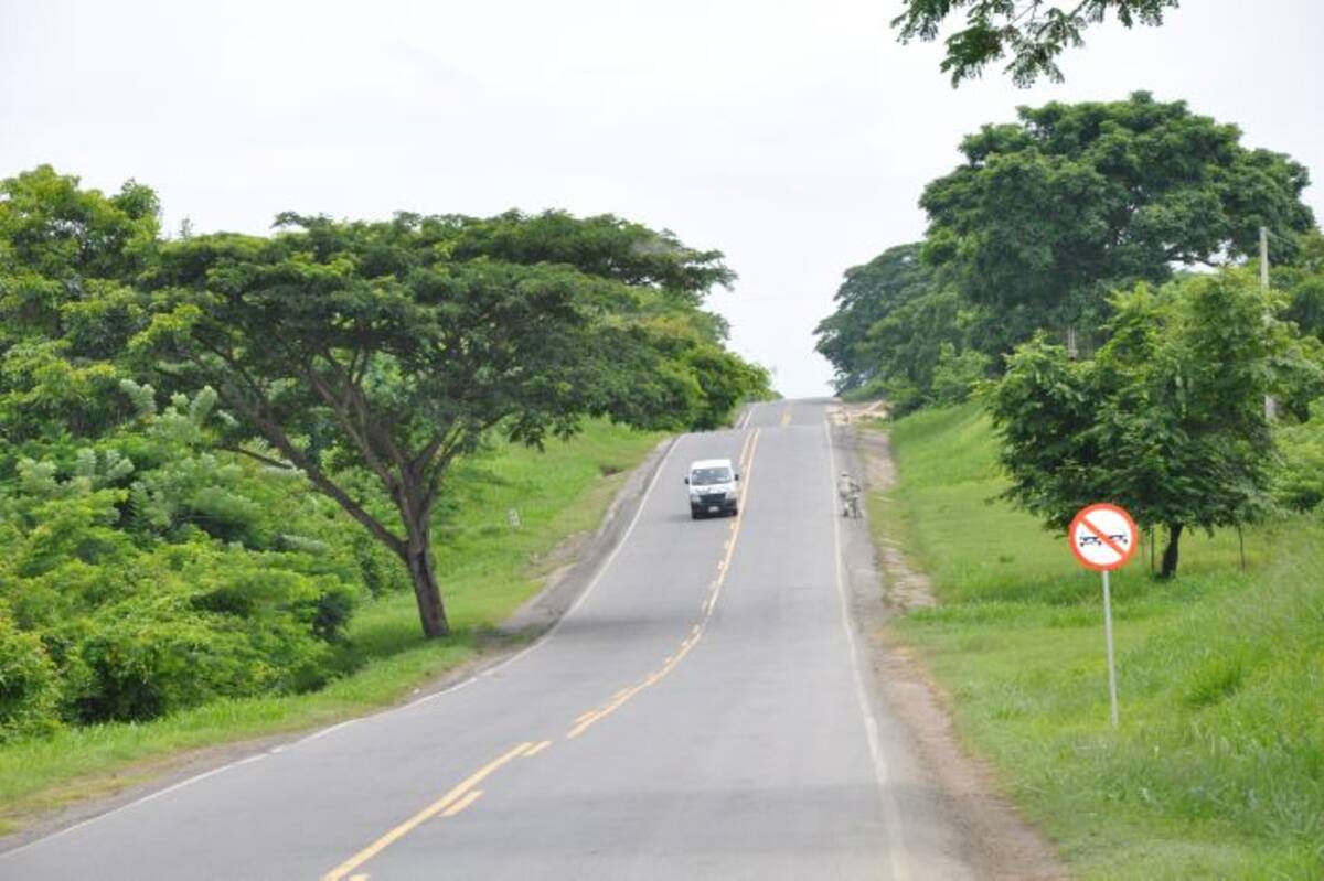 El presidente Santos firmó el acta de inicio de la nueva autopista Puerta de Hierro-Palmar de Varela y Carreto–Cruz del Viso, que mejorará la conectividad entre Bolívar, Sucre y Atlántico. Archivo-El Universal