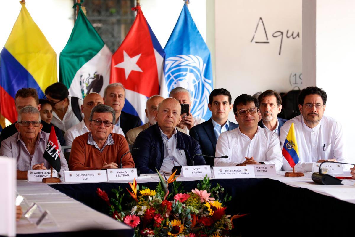 Gobierno y ELN discutirán posibilidad de cese al fuego bilateral