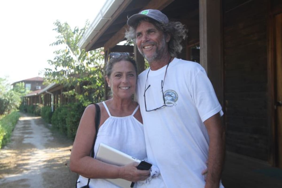 Rafael vieira y su esposa Silvana Obregón son los artífices de este ambicioso poryecto: la Fundación Aviario Nacional de Colombia. JULIO CASTAÑO