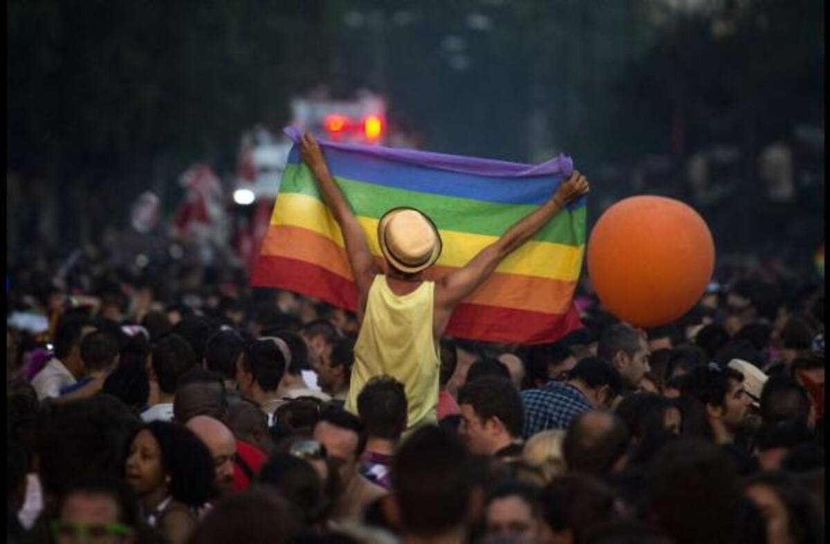Como histórica calificó el gobierno la sentencia de la víspera de la Corte Constitucional que dio luz verde en Colombia a la adopción de niños por parte de parejas del mismo sexo. AFP