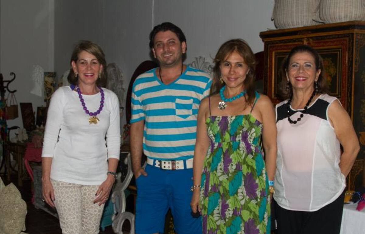 Margarita Lemaitre, Augusto Puente, Margarita Manjarrés y Maruja Espinosa.