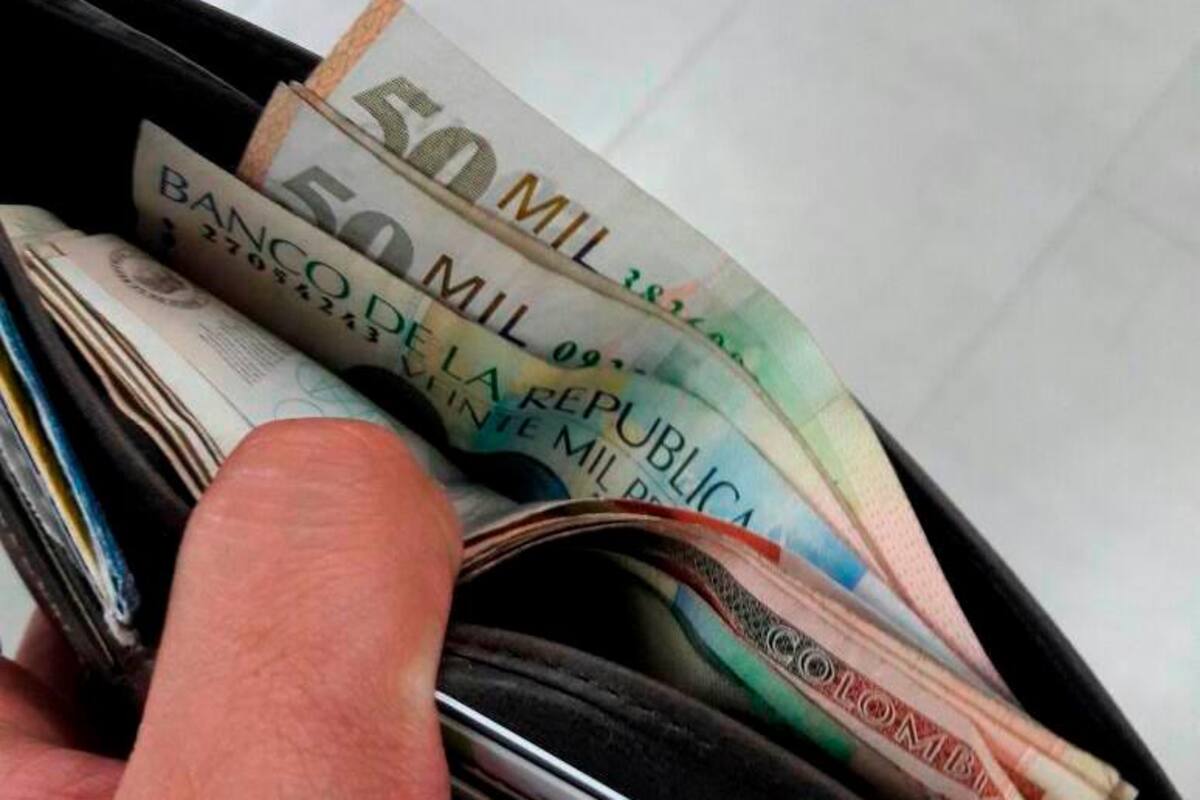 Atentos: sindicatos y empresarios acordaron aumento del salario mínimo 2023