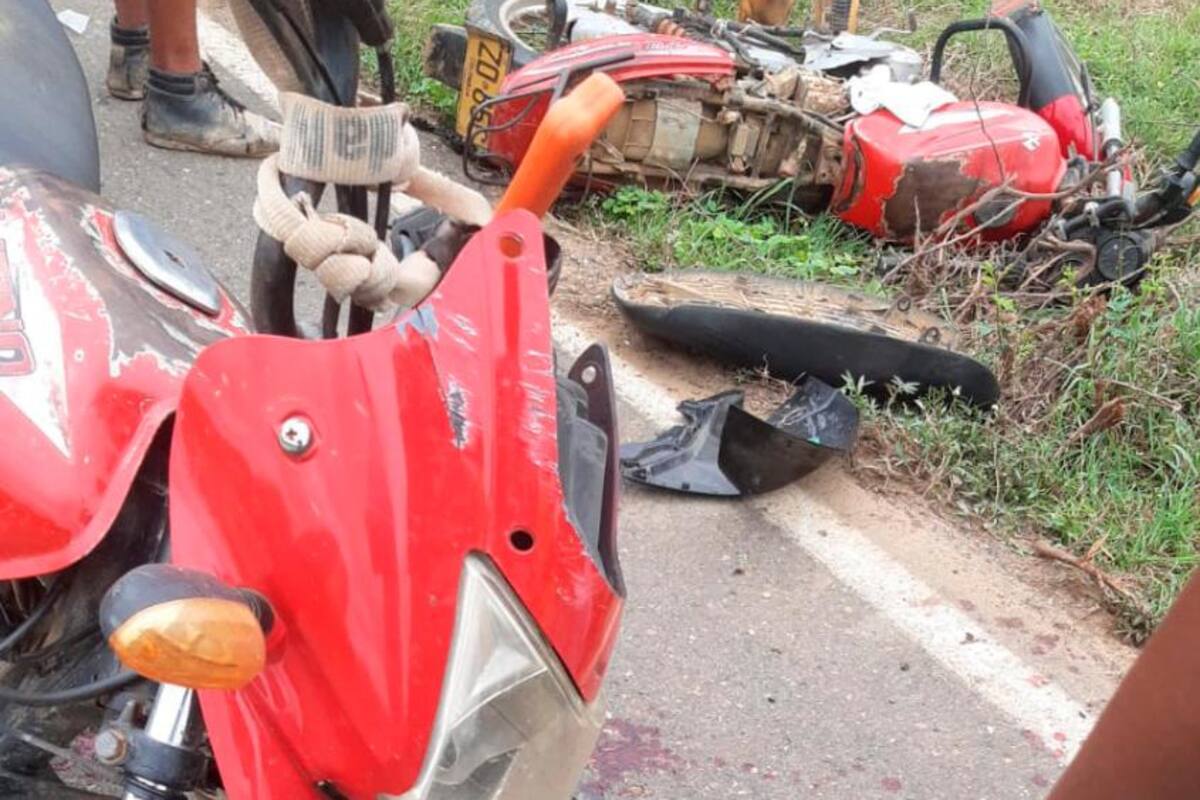 Fuerte choque entre motos deja un muerto y dos heridos, en Mahates