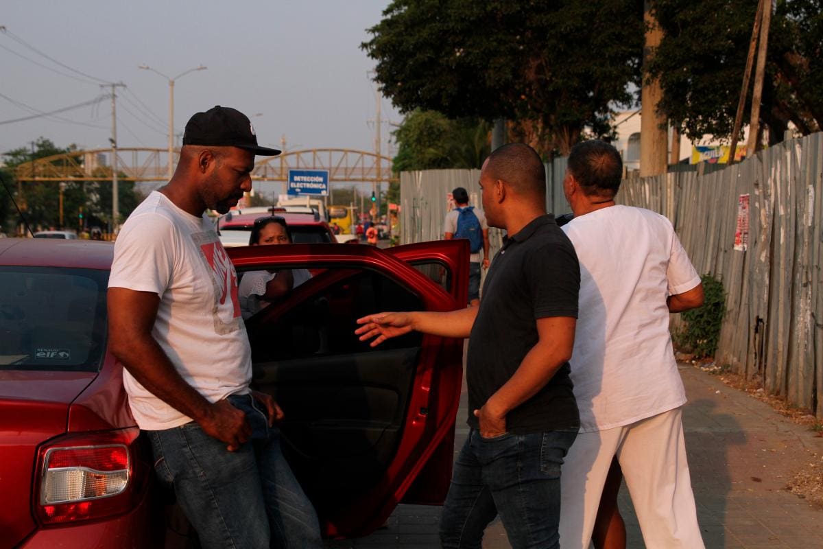 Familiares de Abel “Tigre” Leal, Gloria del béisbol cartagenero que ha fallecido. // Foto: Óscar Díaz - El Universal.