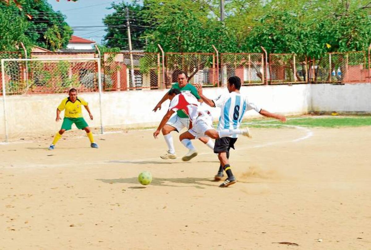 Se disputó otra fecha del Torneo de Minifútbol, Copa Cescor que se juega en Montería.