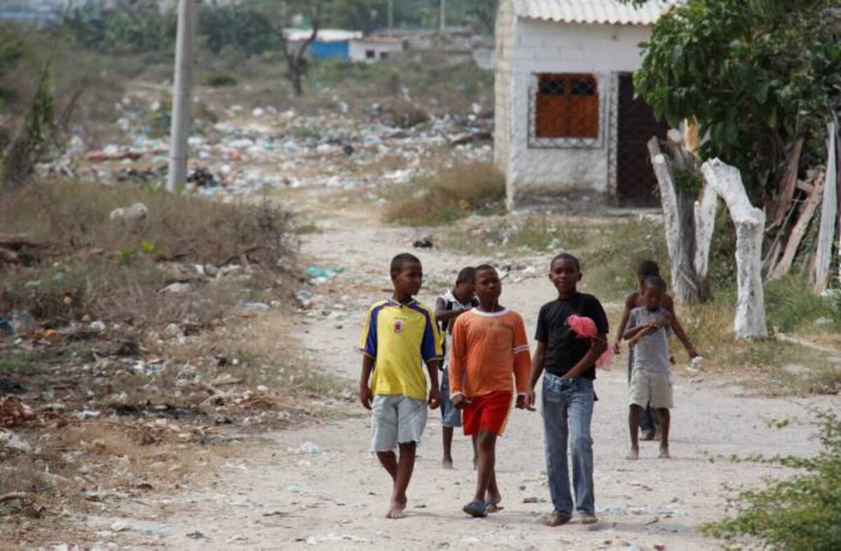 Niños y ancianos del sector presentan diarrea, vómito y enfermedades como el dengue, tuber-culosis y afecciones respiratorias. Kailline Giraldo