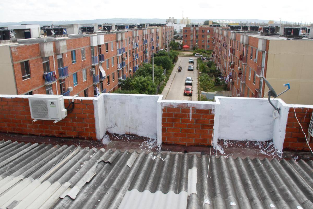 “Nuestros apartamentos tienen filtraciones”