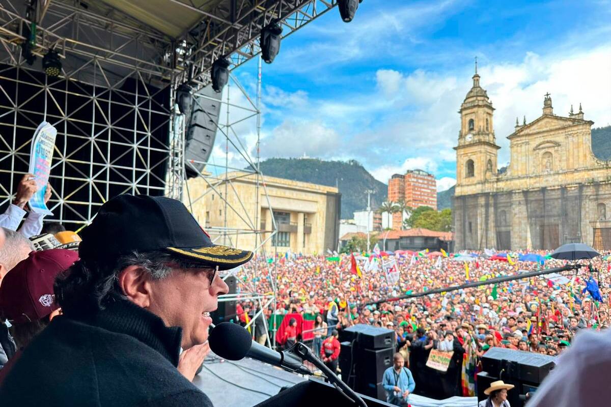 Video: Desde la Plaza de Bolívar, Petro defiende sus reformas sociales