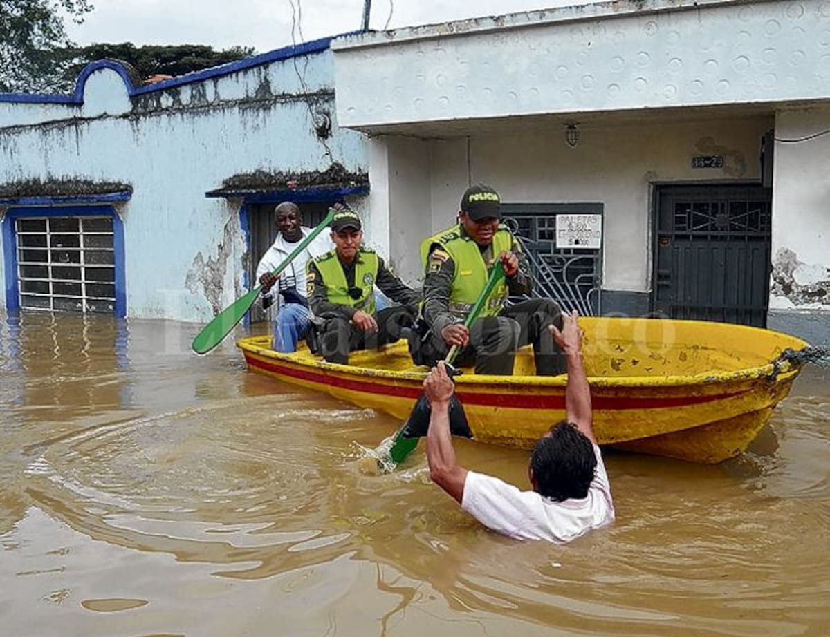 la Ingeniería Ambiental es una disciplina que trabaja para poder entregarles a los tomadores de decisiones, a los Departamentos de Planeación y las Alcaldías, especialmente, herramientas que les permitan prevenir tragedias o minimizarlas. Colprensa.
