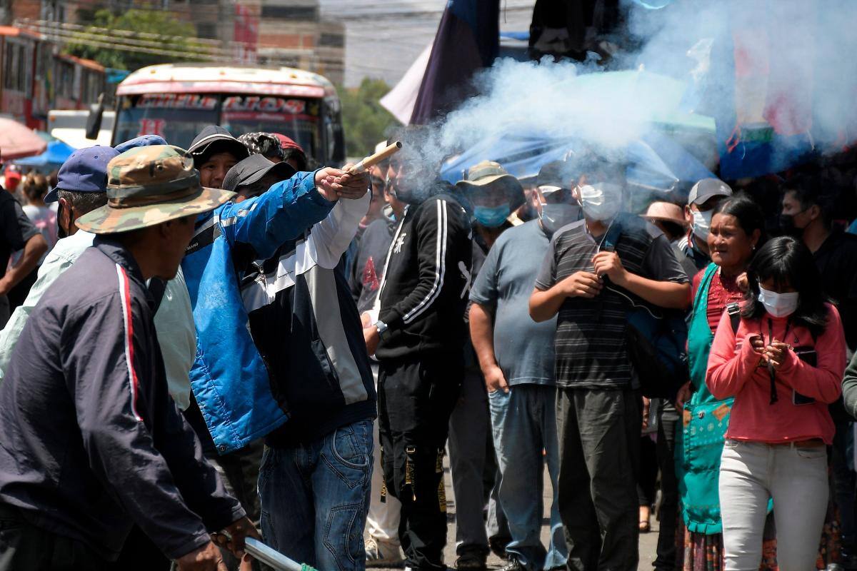 Enfrentamientos y detenciones marcan la primera jornada del paro en Bolivia