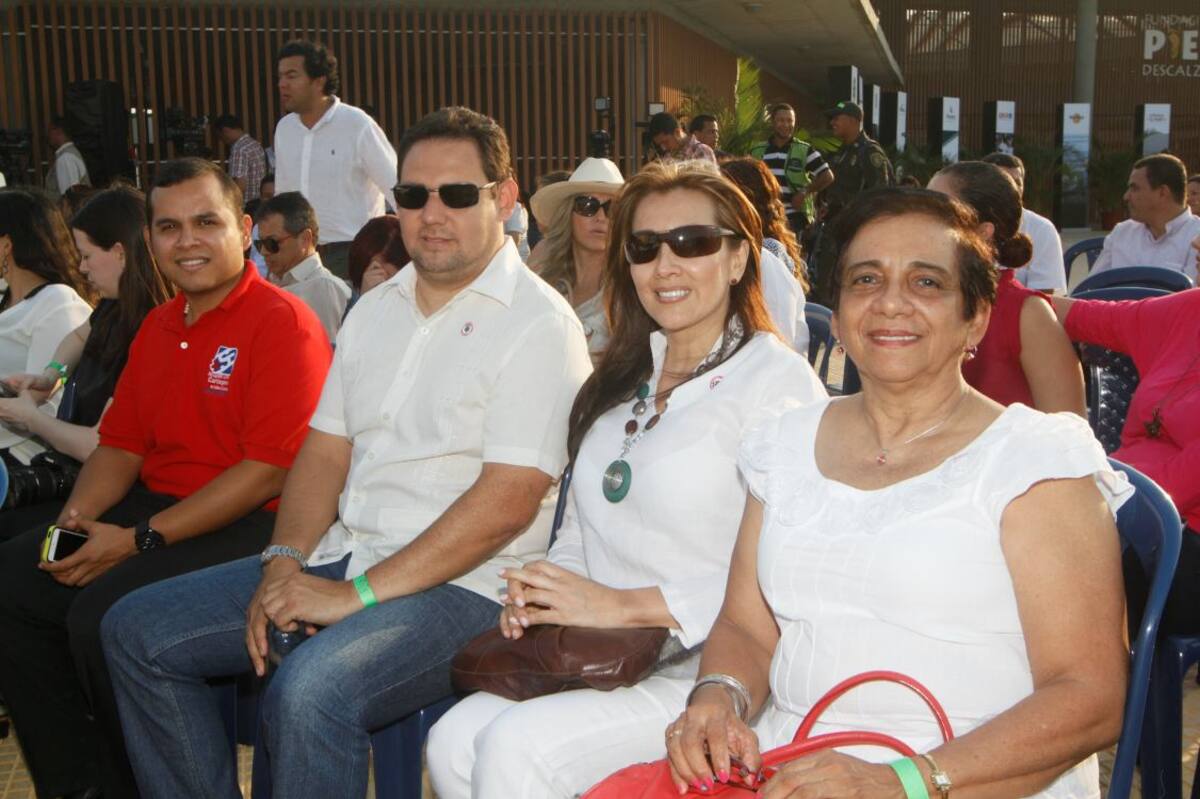 Pedro Lora, León Oliver, Lucen Gutiérrez y Yolanda Vargas.