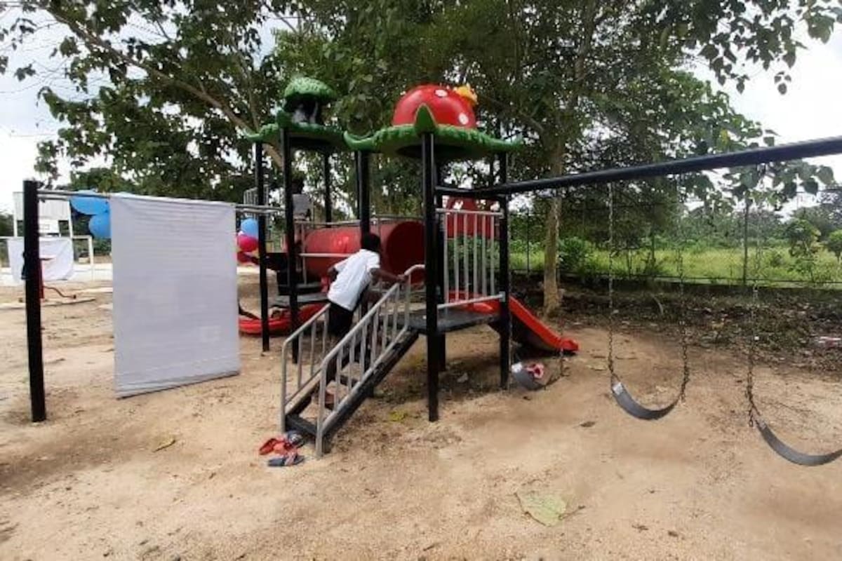 Comunidad de Aguacate (San Onofre) estrena placa deportiva y parque biosaludable