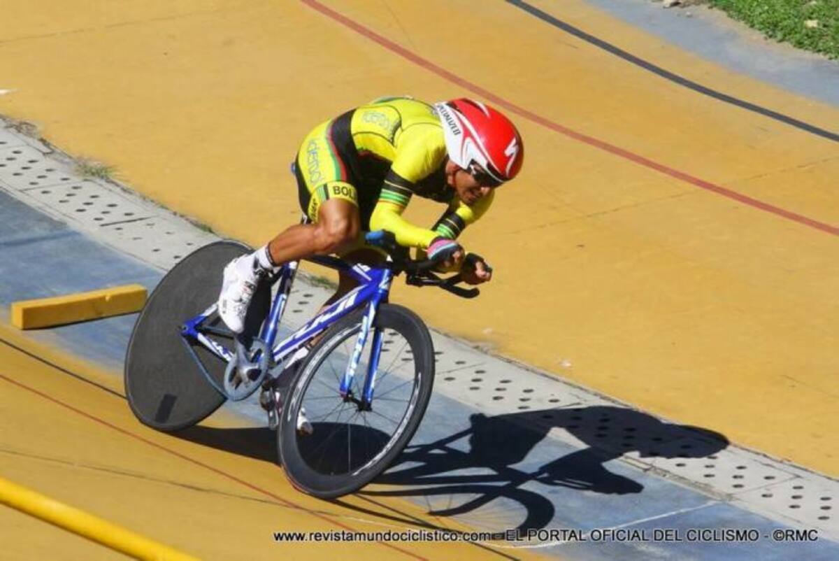 Nicolás García, pedalista de Bolívar, que integra la escuadra Asolcaribe-Iderbol. CORTESÍA