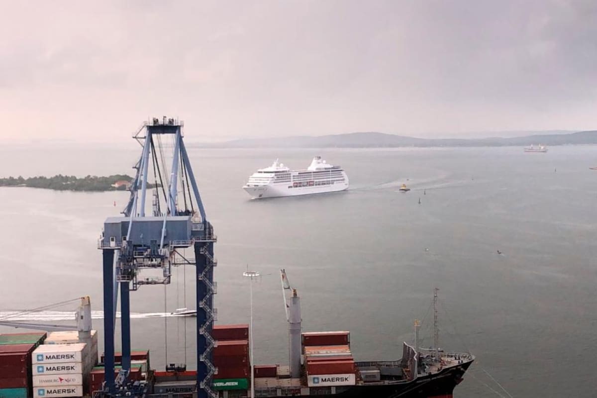 Prohíben arribo de tripulantes de crucero que llegó con COVID a Cartagena