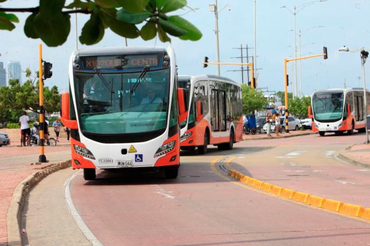 ¿Para cuántos pasajes de Transcaribe alcanza el auxilio de transporte 2024?
