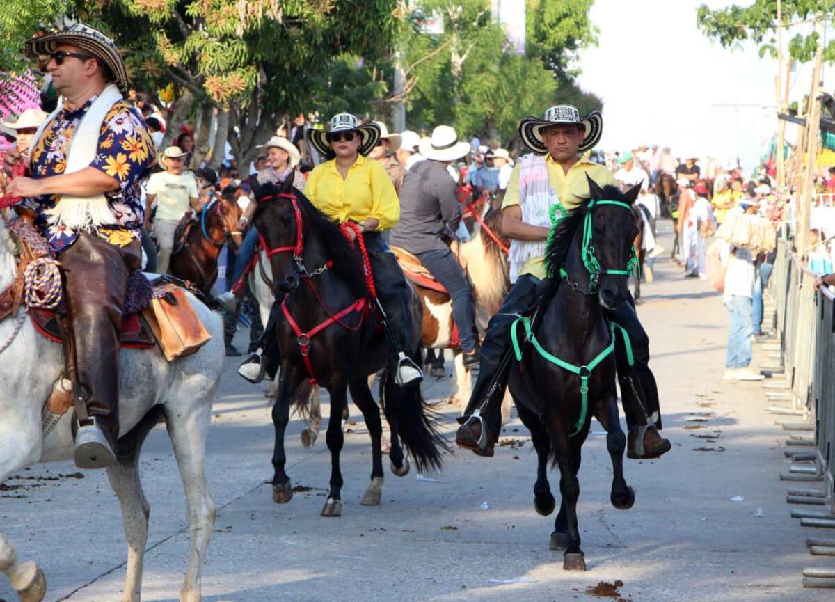 Las mujeres sabaneras también participaron de la cabalgata. // Manuel Santiago Pérez. El Universal,
