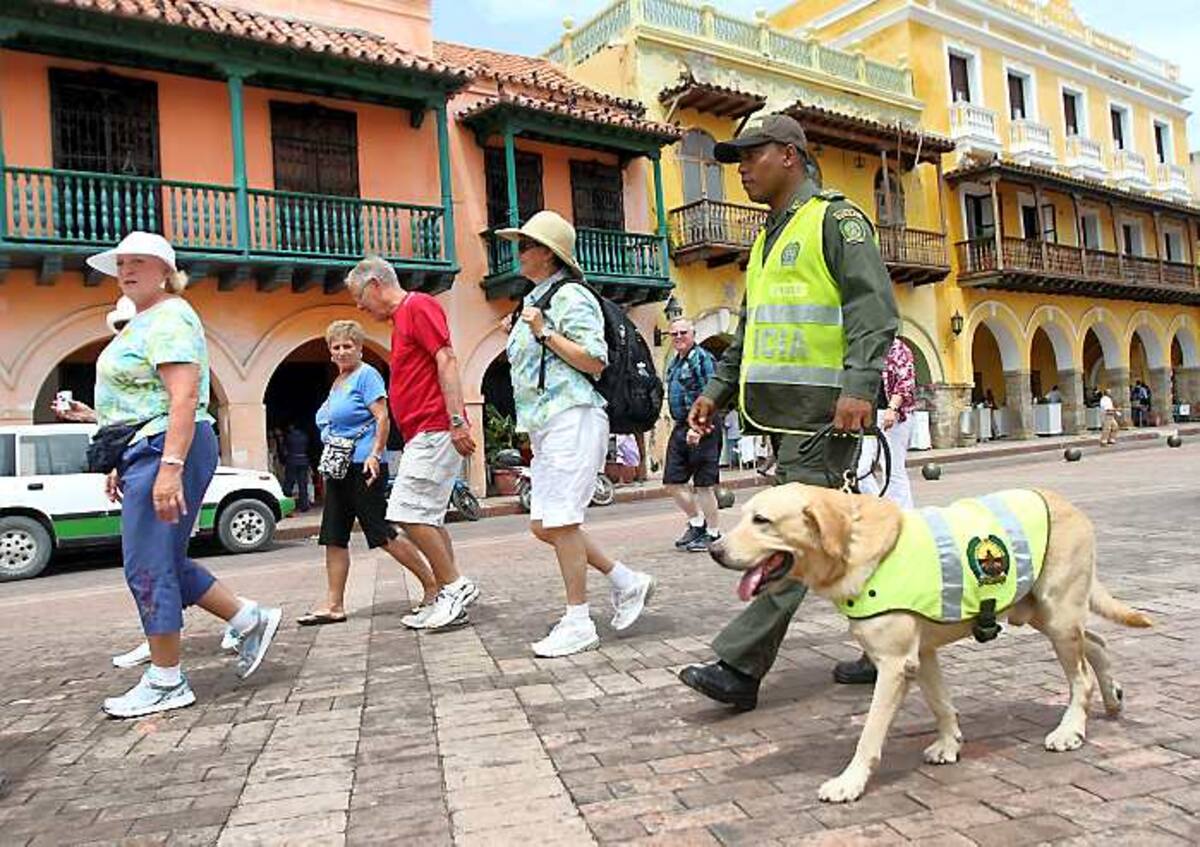 Diferentes patrullas se realizaran durante toda la semana para acompañar a los turistas que visitan la ciudad. AROLDO MESTRE/ EL UNIVERSAL
