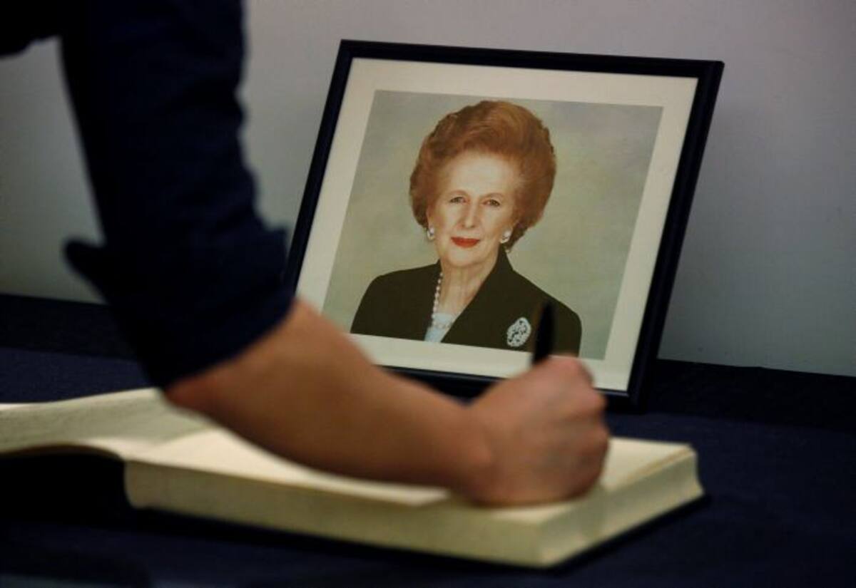 La llamada Dama de Hierro, que gobernó el Reino Unido de 1979 a 1990, falleció el lunes en Londres a los 87 años como consecuencia de una apoplejía. AP VINCENT YU